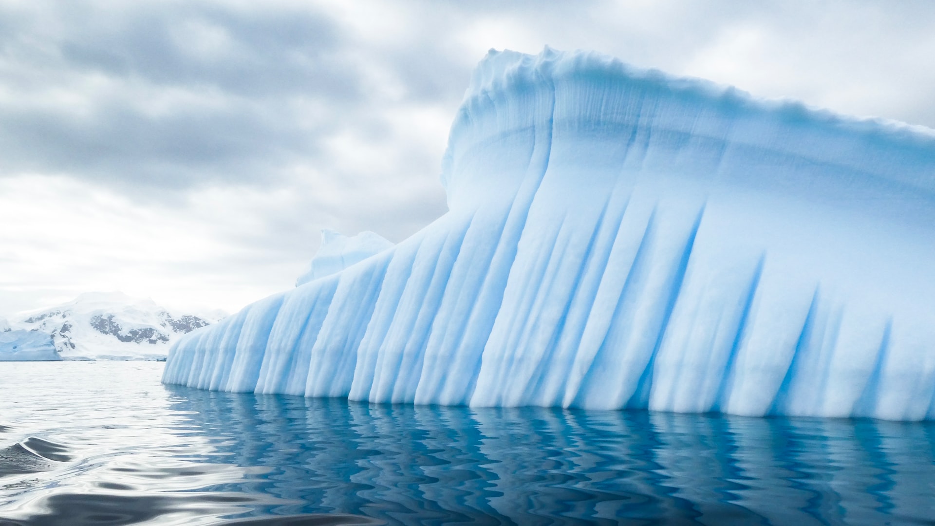 https://mail9.horasis.org/wp-content/uploads/2023/02/derek-oyen-m5r2FFo8NJM-unsplash.jpg
